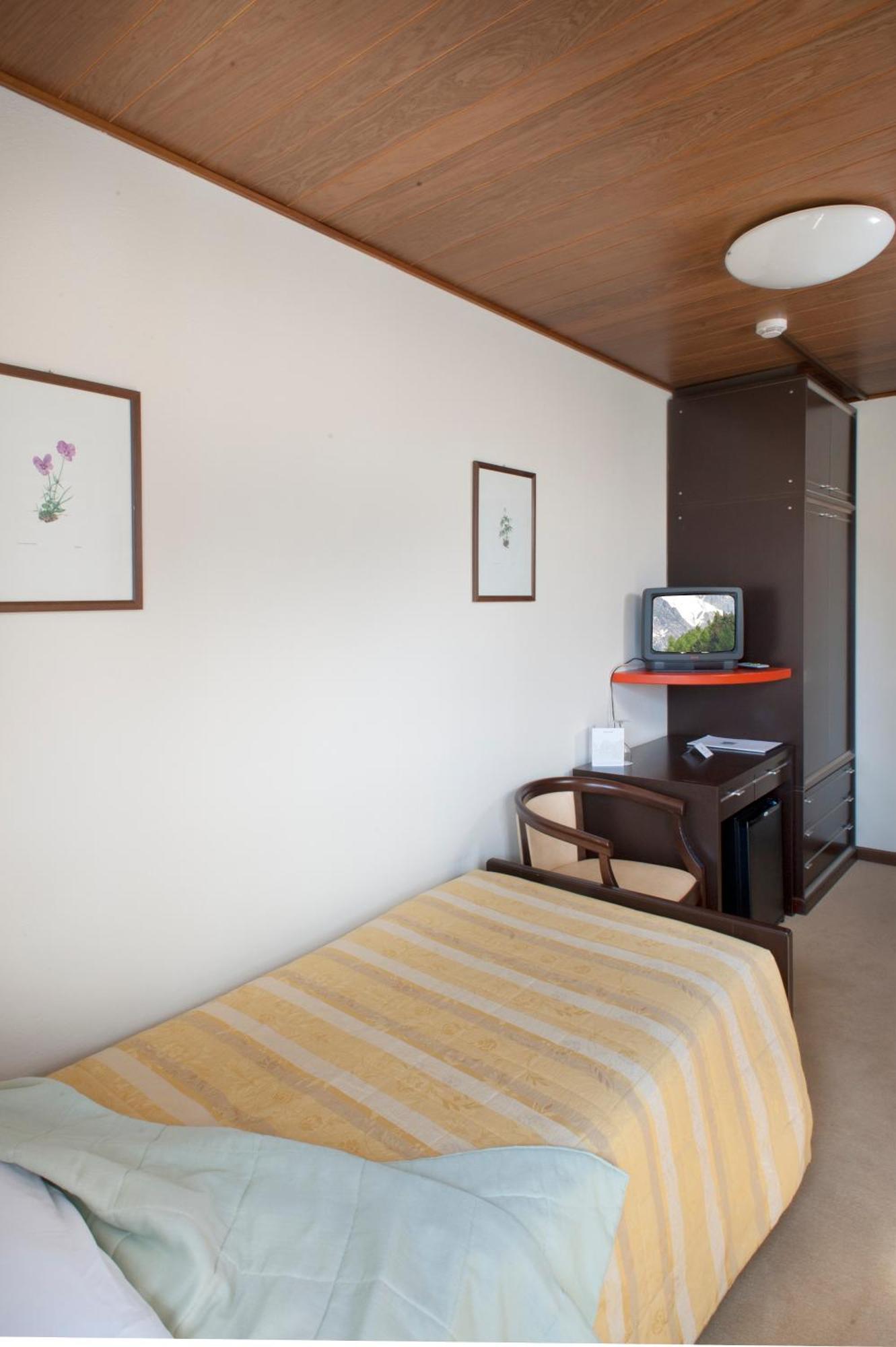 Hotel Mirella Ponte Di Legno Bilik gambar