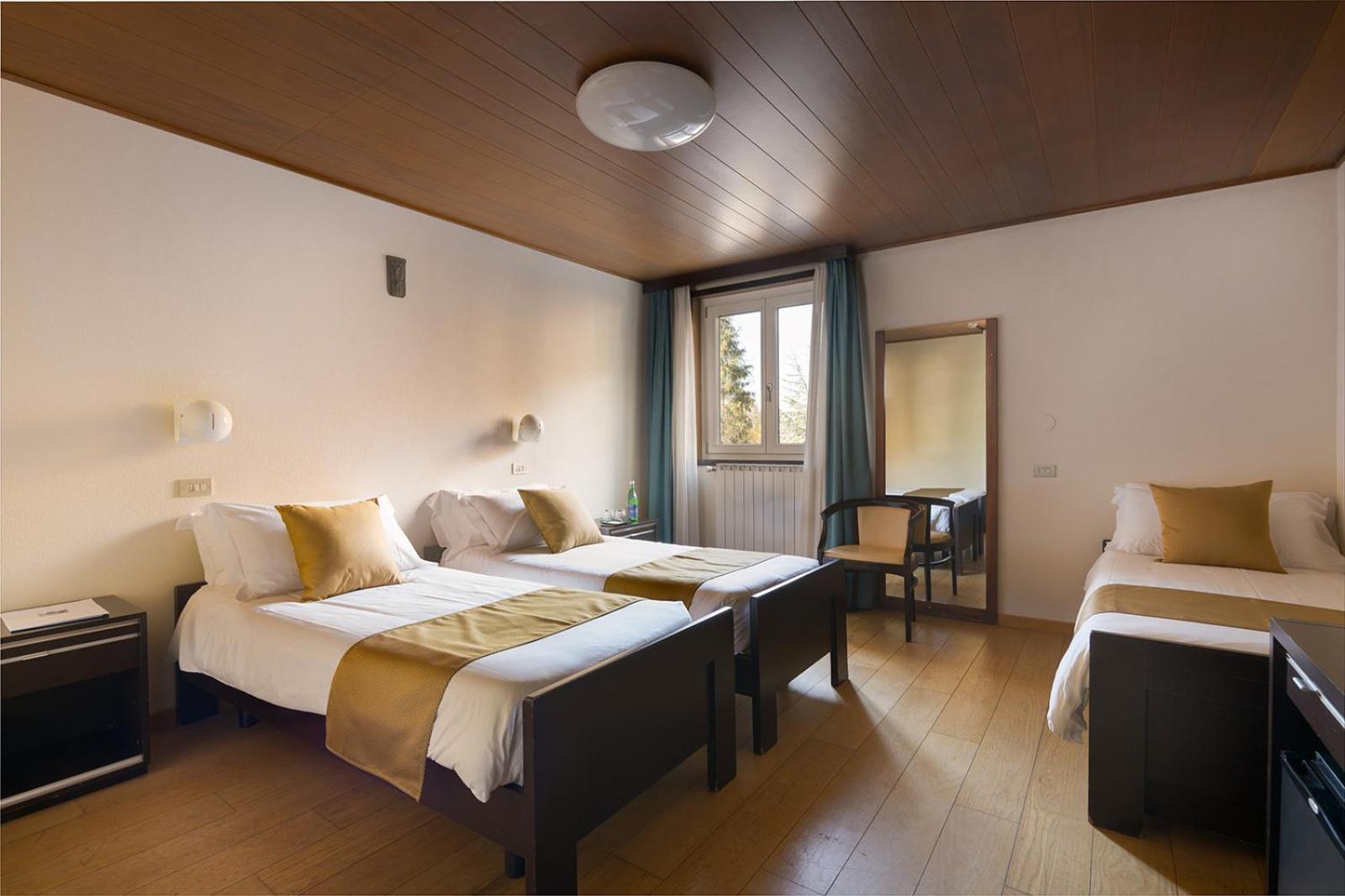 Hotel Mirella Ponte Di Legno Luaran gambar