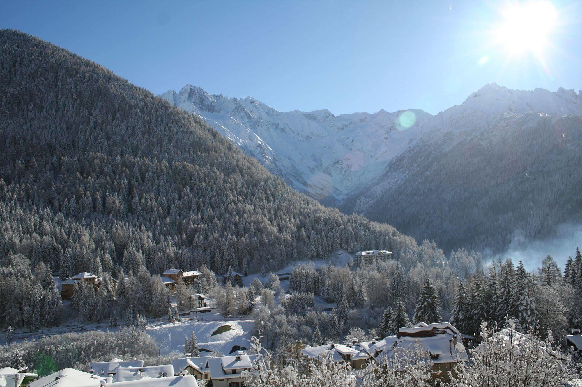 Hotel Mirella Ponte Di Legno Luaran gambar